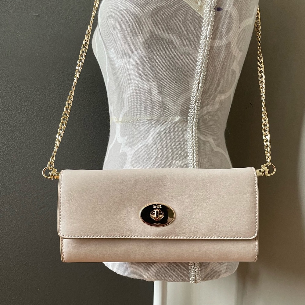 Vintage Coach Leather Crossbody Wallet with Gold Chain